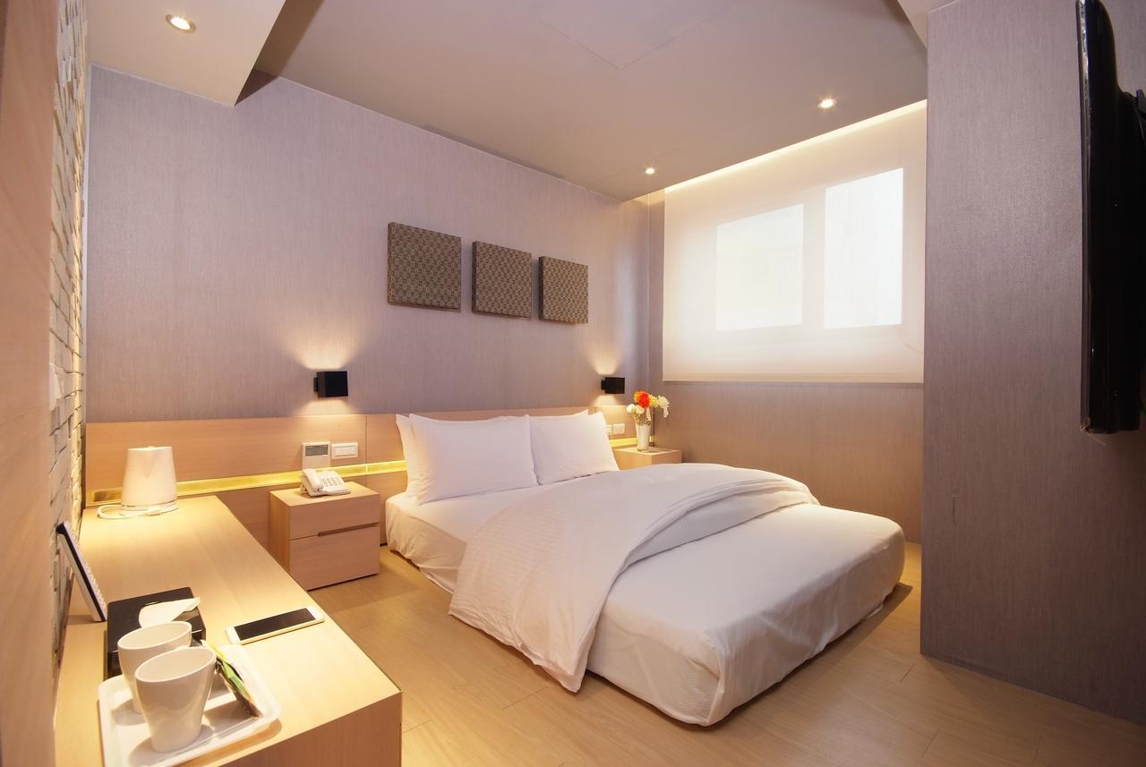 Guest Hotel Taipei Extérieur photo